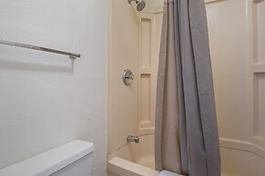 Motel 6 Knoxville, TN - North