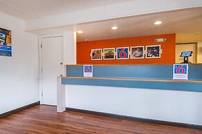 Motel 6 Knoxville, TN - North