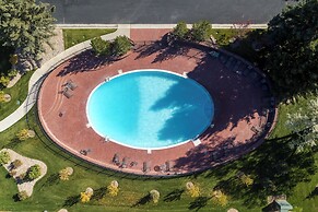 Little America Hotel