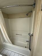 Rodeway Inn & Suites Cherokee On the River