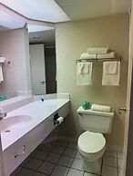 Rodeway Inn & Suites Cherokee On the River