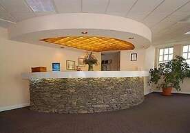 Rodeway Inn & Suites Cherokee On the River