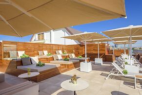 Melia Madrid Serrano