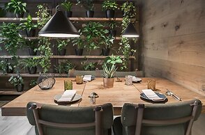 Melia Madrid Serrano