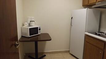 Howard Johnson by Wyndham Roseburg