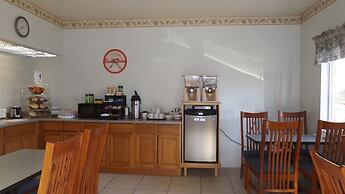 Howard Johnson by Wyndham Roseburg