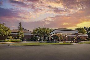 Sonesta Select Newport Middletown