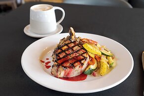 Best Western Plus GranTree Inn