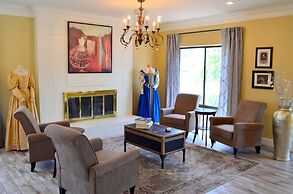 Stratford Court Hotel