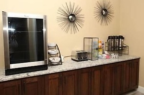 Stratford Court Hotel