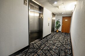 New Victorian Inn & Suites