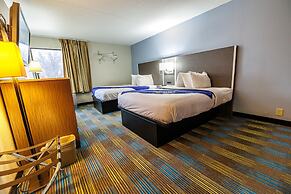 New Victorian Inn & Suites