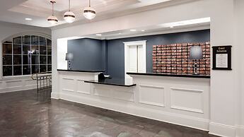 Holiday Inn FRENCH QUARTER-CHATEAU LEMOYNE by IHG