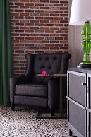 Holiday Inn FRENCH QUARTER-CHATEAU LEMOYNE by IHG