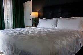 Holiday Inn FRENCH QUARTER-CHATEAU LEMOYNE by IHG