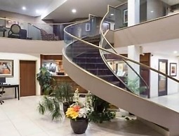 Ramada by Wyndham Bettendorf