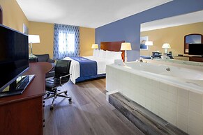 Days Inn by Wyndham Milan Sandusky South