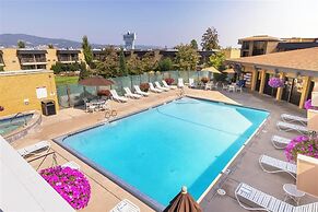 Mirabeau Park Hotel & Convention Center