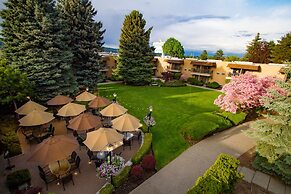 Mirabeau Park Hotel & Convention Center