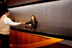 Mirabeau Park Hotel & Convention Center