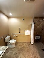 Mirabeau Park Hotel & Convention Center