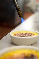 Mirabeau Park Hotel & Convention Center