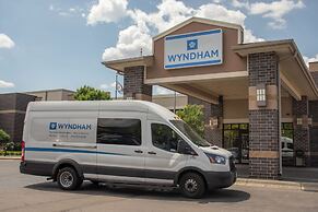 Wyndham Bloomington - Mall of America
