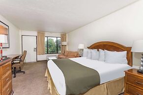 Days Inn by Wyndham Bedford