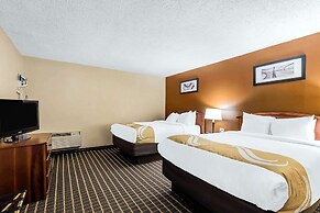 Quality Inn & Suites Sevierville - Pigeon Forge