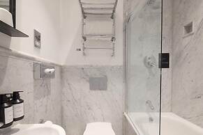 Radisson Blu Hotel, London Euston Square