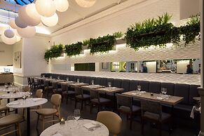 Radisson Blu Hotel, London Euston Square (formerly Grafton)