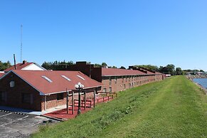 Bellevue Hotel & Suites