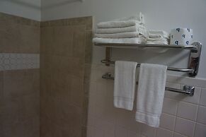 Bellevue Hotel & Suites