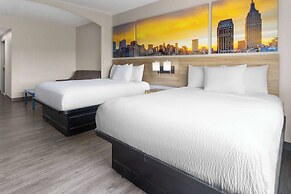 Days Inn & Suites by Wyndham Albany