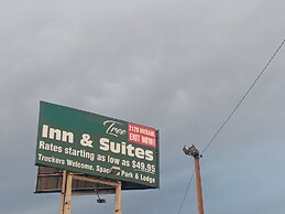 Tree Inn & Suites Albuquerque.