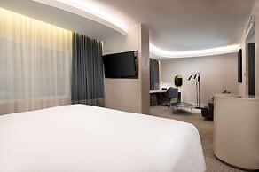 Hilton London Heathrow Airport Hotel