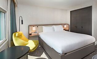 Hilton London Heathrow Airport Hotel
