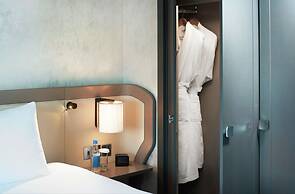 Hilton London Heathrow Airport Hotel