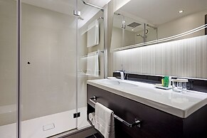 Hilton London Heathrow Airport Hotel