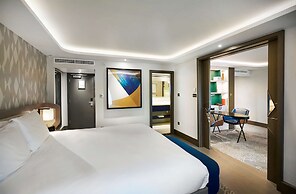 Hilton London Heathrow Airport Hotel