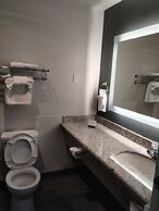 Quality Inn & Suites Wilsonville