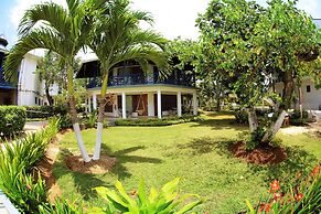 Negril Tree House Resort