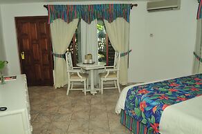 Negril Tree House Resort