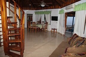 Negril Tree House Resort