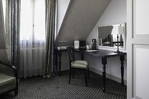 Hôtel Bradford Elysées – Astotel