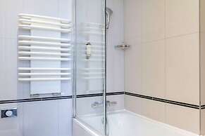 Hôtel Bradford Elysées – Astotel