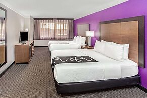 La Quinta Inn & Suites by Wyndham Lubbock West Medical Centr