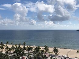 Bahia Mar Ft. Lauderdale Beach- a DoubleTree by Hilton Hotel