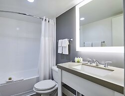 Bahia Mar Ft. Lauderdale Beach- a DoubleTree by Hilton Hotel