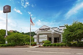 DoubleTree by Hilton Pittsburgh - Meadow Lands